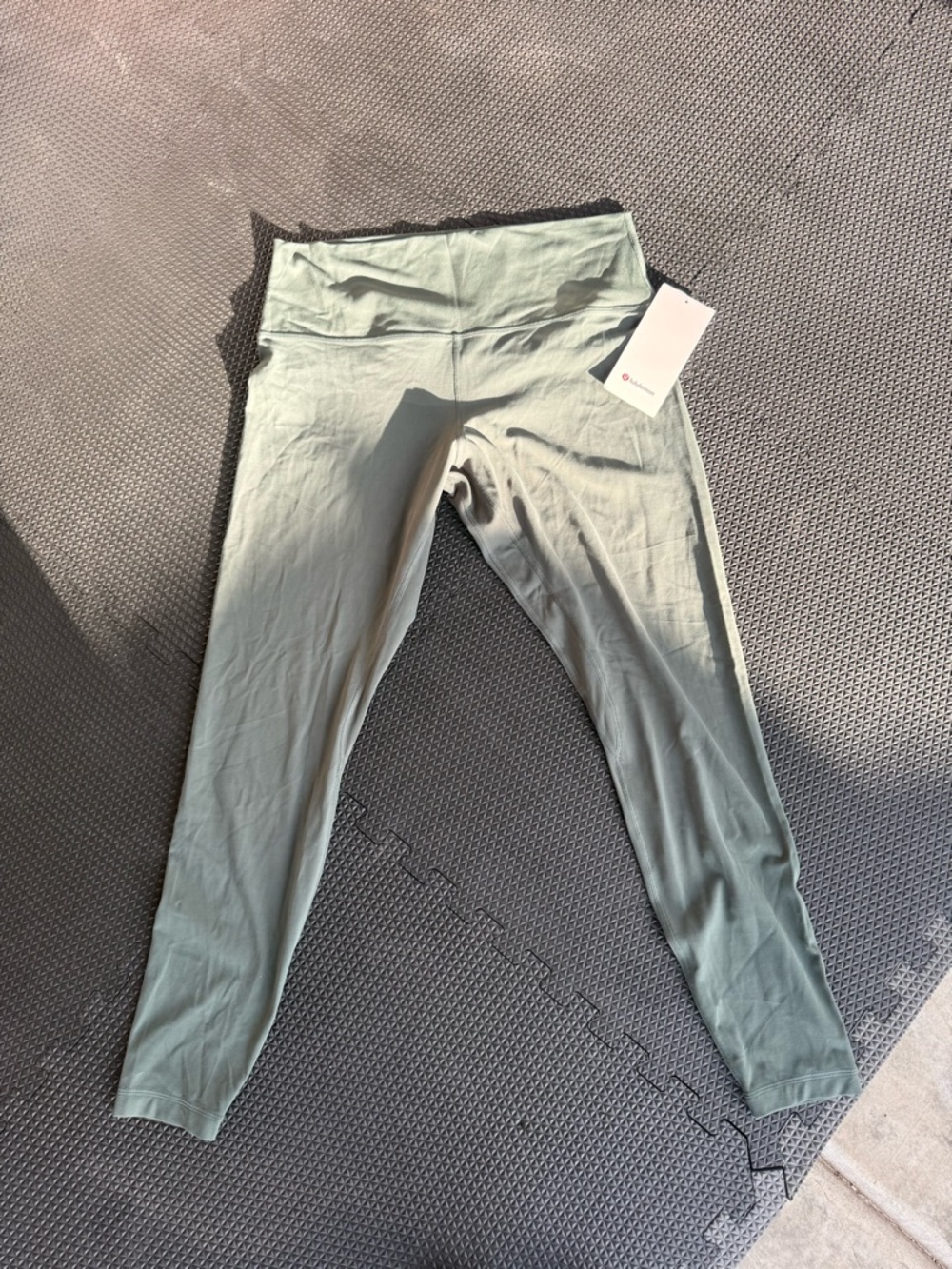 lululemon athletica sage green leggings